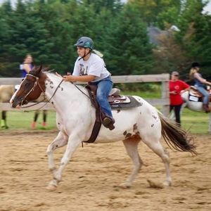 Meet your Posher, Jillian